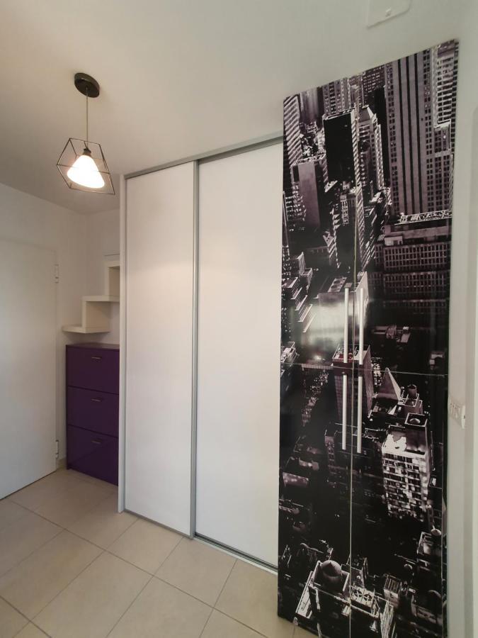 Beata East Side Apartment Split Exterior photo